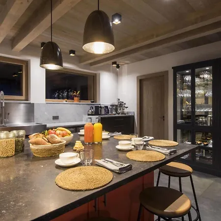The Unique Luxury Of A Chalet In 5b Alpstuga